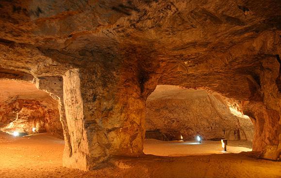Пещера Зедекаи (Иерусалим)