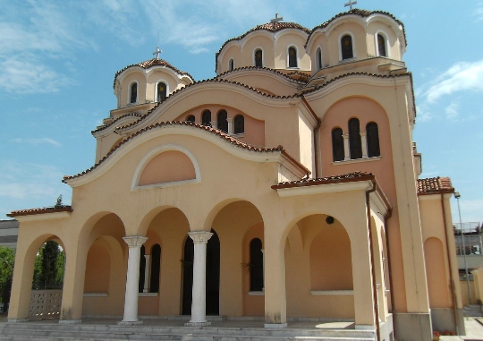 Восточная православная церковь Рождества Христова (Шкодер)
