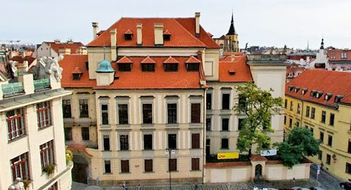 Дворец Клам-Галлас (Прага)