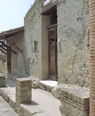 House of the Bronze Herma (Casa dell'Erma di bronzo) (Herculaneum)