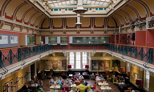 Бирмингемский музей и художественная галерея (Бирмингем)