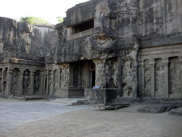 Храм Кайласа