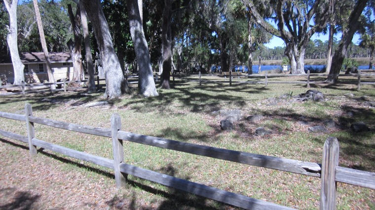 Плантация Булоу